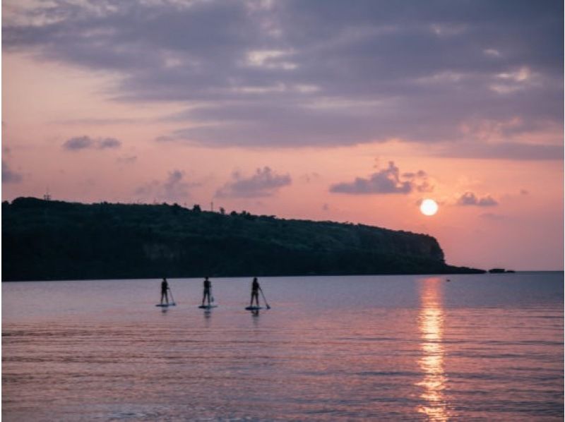 [Iriomote Island/Night] An adventure to enjoy the evening at a World Heritage Site! Sunset & Night SUPor Canoe [Photo data/Free equipment rental]の紹介画像