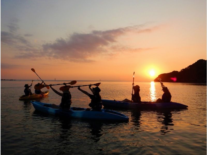 Family Discount [Central Main Island] Sunset Mangrove Kayak Tour★One child under junior high school age is free & half price★Image gift!の紹介画像
