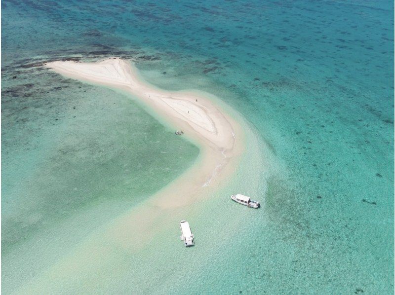 [Ishigaki Island/1 day] Spectacular views! Landing on the "Phantom Island" & Snorkeling & Mangrove SUP or Canoeing ★ [Free photo data] Super Summer Sale 2024の紹介画像
