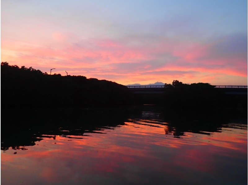 [Ishigaki Island/Evening] Choose from our selection of sunset SUP/canoe tours ★Best sunset view★ Same-day application OK [Equipment rental/free photo data]の紹介画像