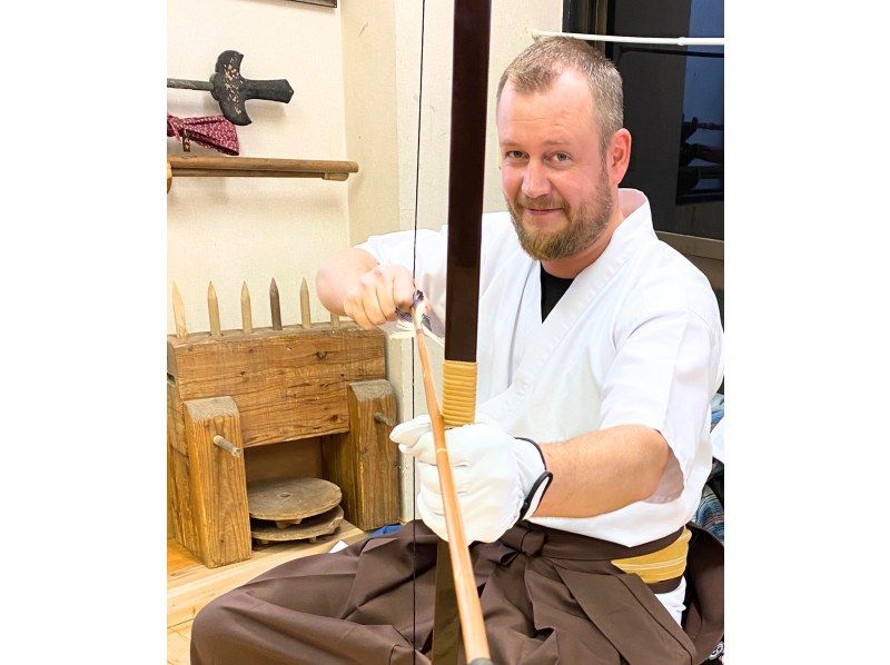 [Tokyo] A comprehensive samurai experience of swordsmanship and archery in a real dojo---My class is not a tourist trapの紹介画像