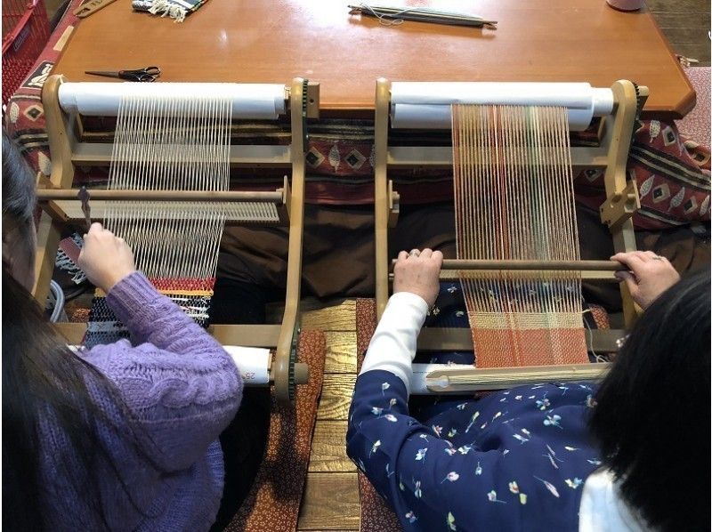 【栃木・那須】古民家のカフェで手織り体験（テーブルセンターまたはコースター）お子さま・初心者も歓迎！の紹介画像