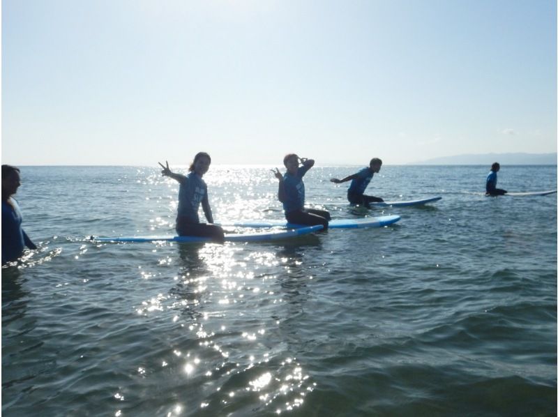 [Osaka/Wakayama Prefecture Isonoura Beach Surfing School] The first surfing experience school with the sea as a fieldの紹介画像