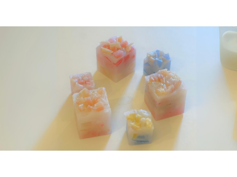 [Osaka / Osaka City] Glitter jewel candles like jewelry boxes! 5 minutes walk from Hommachi station!の紹介画像