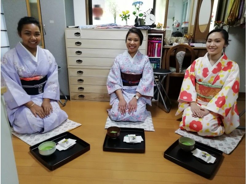 [Kyoto / Shijo Omiya] Why don't you dress yourself before going out? Experience dressing course! With matcha and sweetsの紹介画像