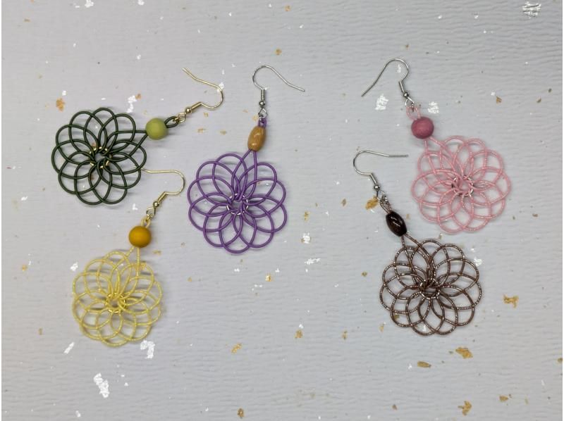 [Kyoto, Shijo Omiya] make hair ornaments and Japanese goods with Mizuhiki! 2-hour course