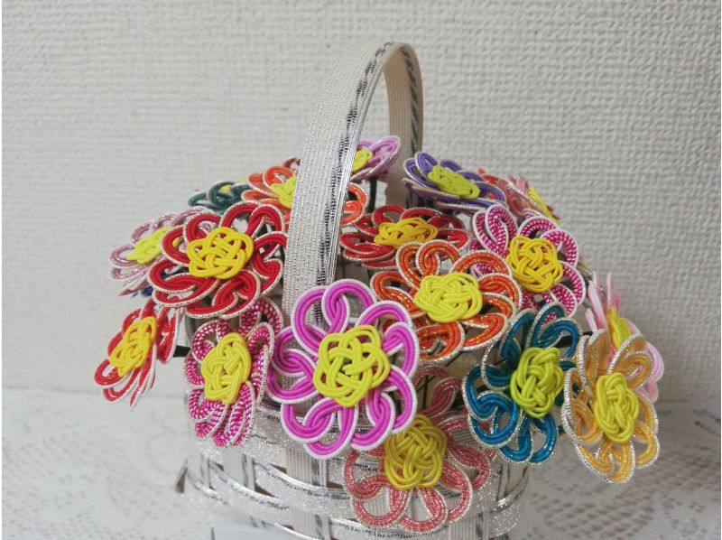 [Kyoto, Shijo Omiya] Reopening★Let's make hair ornaments and Japanese goods with the now popular Mizuhiki☆2-hour courseの紹介画像