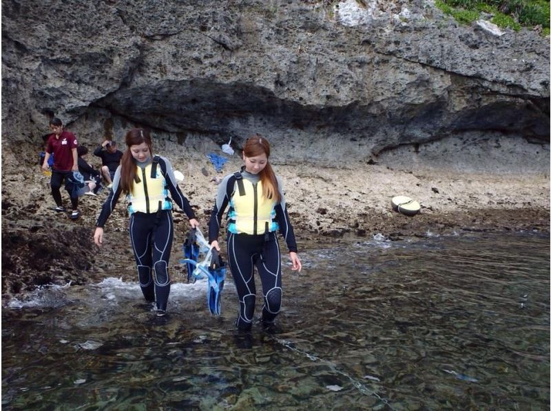 【渋谷から無料送迎/神奈川・三浦】水中世界を覗いてみよう！本格的スノーケリングプログラム！の紹介画像