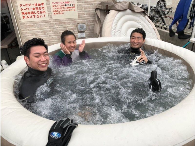 【渋谷から土、日曜日、無料送迎/ダイナミックな地形に驚愕】 ボートダイビングなど更に遊べるアドバンス取得プラン(最大潜水深度30m)の紹介画像