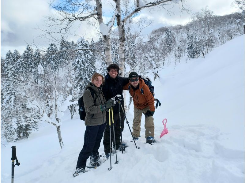 【北海道・札幌】札幌市内から無料送迎！「スノーシューハイキング」完全プライベートツアーの紹介画像