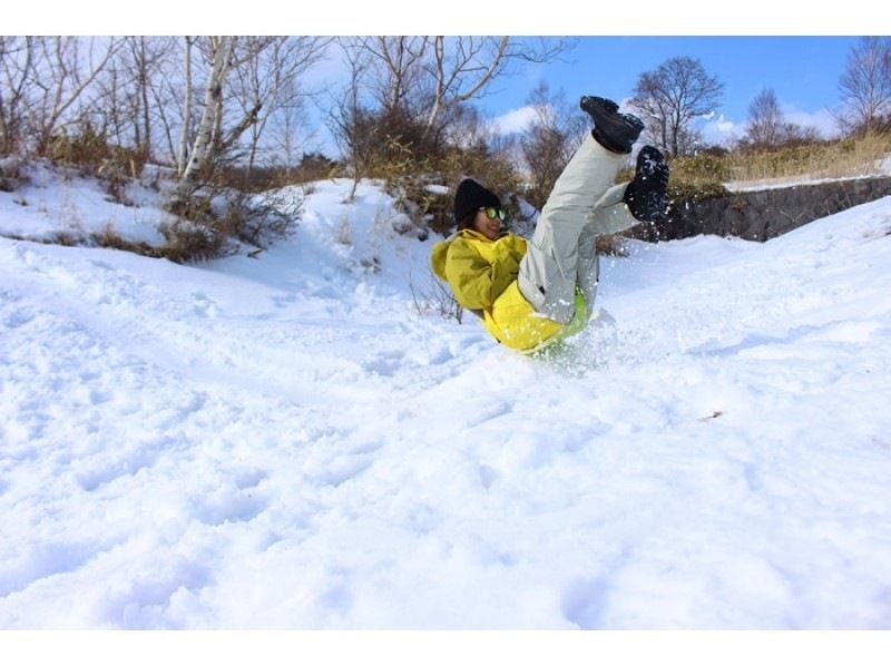 [從IC出發，只需5分鐘]在群馬水上的森林裡玩雪！雪地徒步半日遊の紹介画像