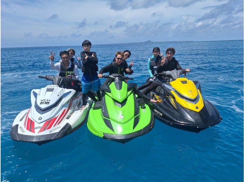 【沖縄・名護】ジェットスキー  ツーリング！！ 瀬底島&水納島コース【免許あり】の紹介画像