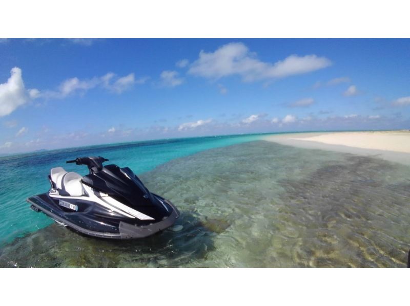 [Okinawa / Nago] Jet ski touring! !! Sesoko Island & Minna Island Course [License]