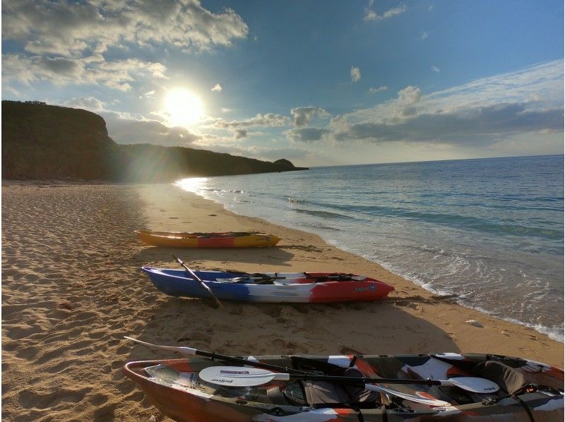 【2025年元日限定】浜比嘉島の初日の出&シークレットビーチ上陸カヤックツアー！の紹介画像