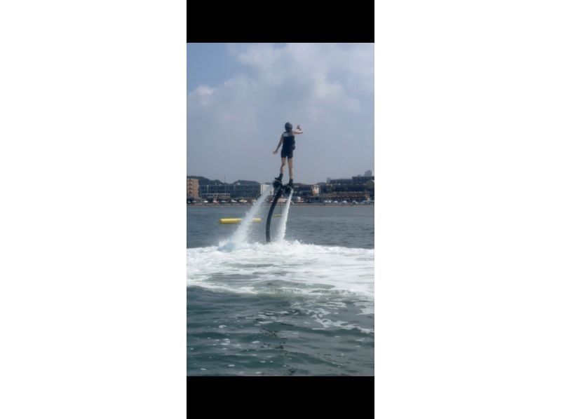 【神奈川・逗子】7/21（月祝）8/3（日）開催！はじめてのフライボード＆SUPヨガ体験の紹介画像