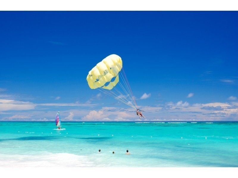 【 冲绳 ·宜野湾市】 海上拖伞の紹介画像