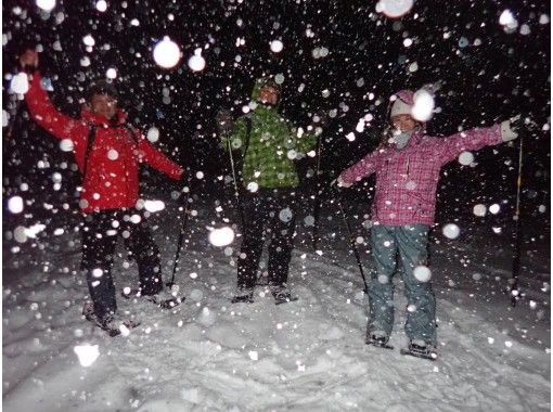 群馬水上 晚上在雪地裡散步 夜雪上徒步 即使對自己的體力不自信的人也很安全 有指導 Activityjapan