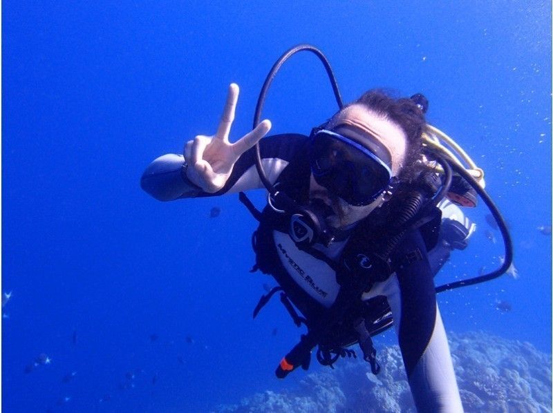 【 Okinawa · Chubu】 Blue cave experience Diving ☆ Exclusive guide holding charter · With photo gifts!の紹介画像