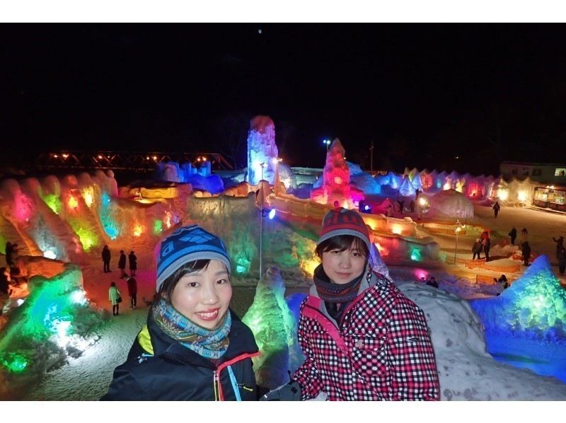 ทัวร์ส่วนตัวครึ่งวันจากซัปโปโร: เดินป่าบนหิมะที่ทะเลสาบชิโกสึและเทศกาลน้ำแข็ง (เปิดให้บริการตั้งแต่วันที่ 31 มกราคม ถึง 23 กุมภาพันธ์ 2569)の紹介画像