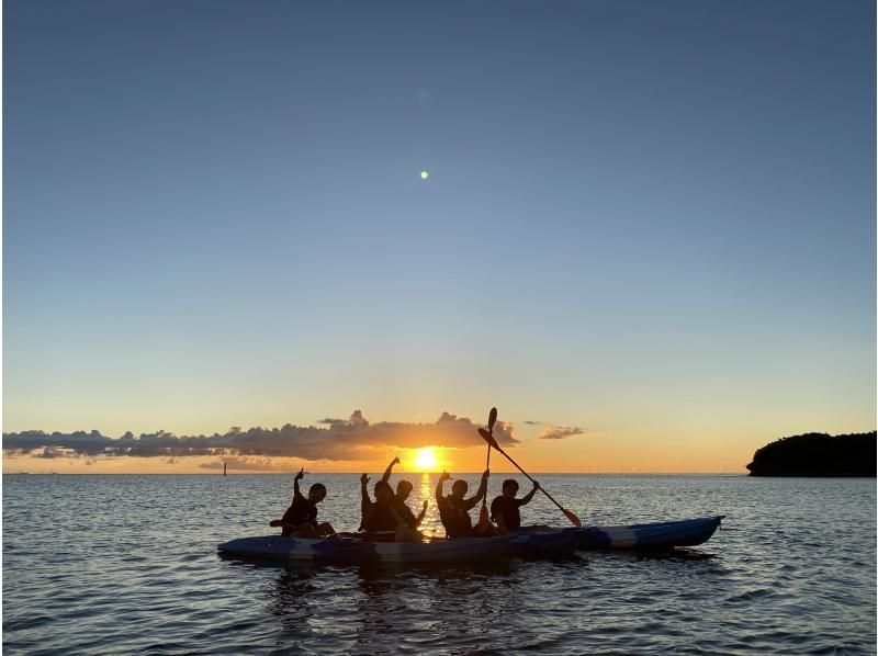 Sunset Mangrove Kayak Tour [Reservations available on the day] ★ Tour images provided! Very popular with girls' trips and couples! Conveniently located in the central part of the main islandの紹介画像