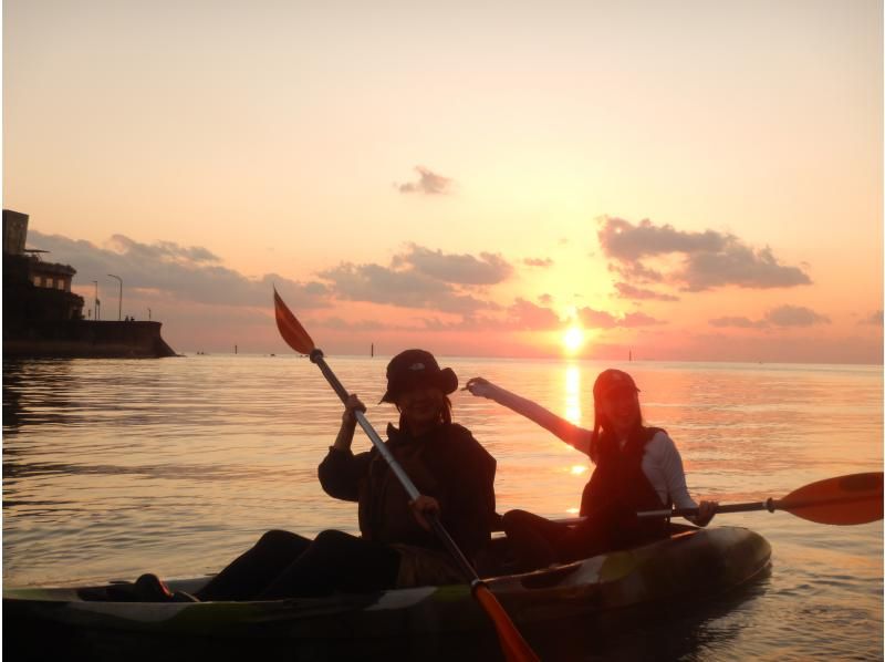Sunset Mangrove Kayak Tour [Reservations available on the day] ★ Tour images provided! Very popular with girls' trips and couples! Conveniently located in the central part of the main islandの紹介画像