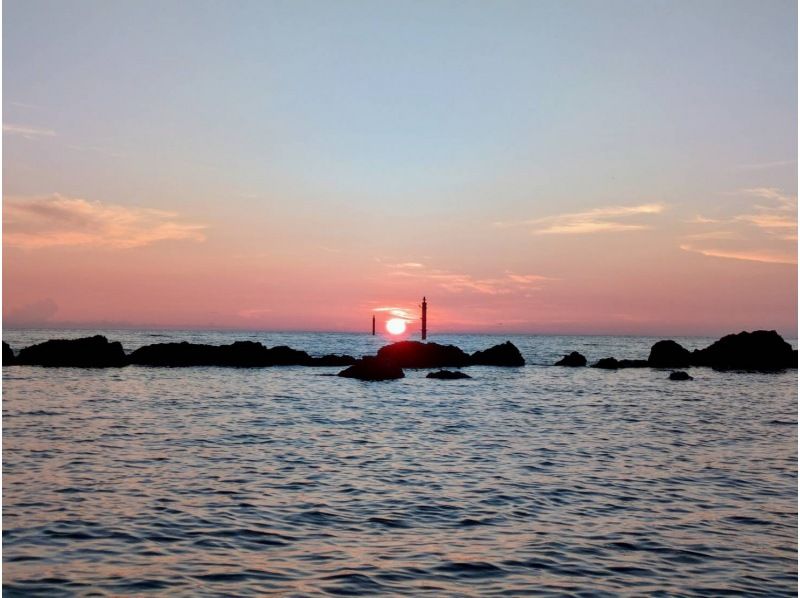 Sunset Mangrove Kayak Tour [Reservations available on the day] ★ Tour images provided! Very popular with girls' trips and couples! Conveniently located in the central part of the main islandの紹介画像