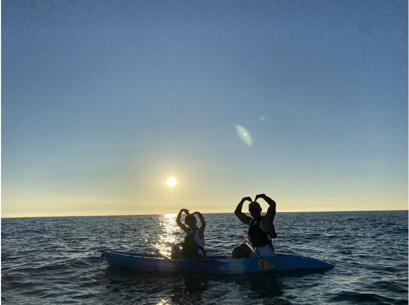 Sunset Mangrove Kayak Tour [Reservations available on the day] ★ Tour images provided! Very popular with girls' trips and couples! Conveniently located in the central part of the main islandの紹介画像