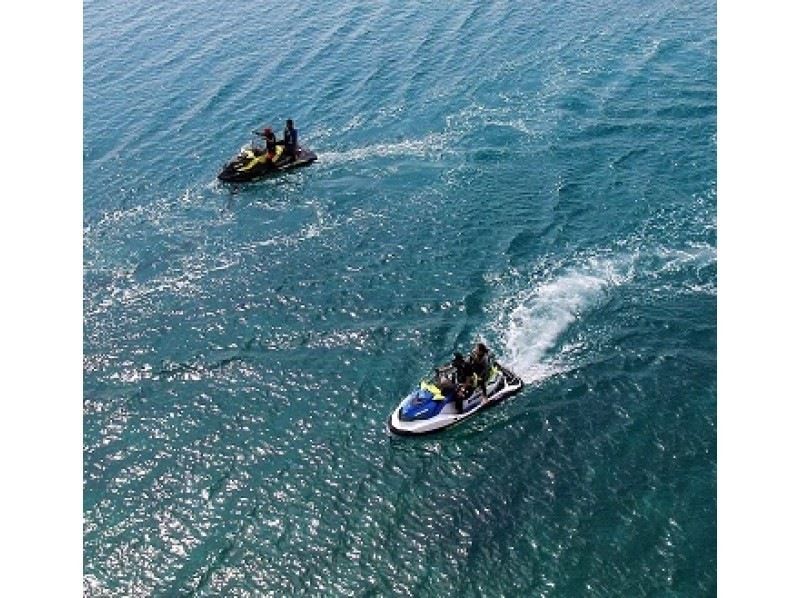 貸切り！ジェットスキーで5つの島を巡るツーリングプラン☆免許有で運転できま～す☆の紹介画像