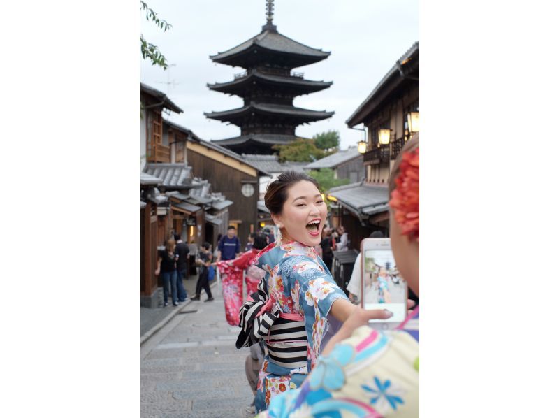 【京都・八坂神社】着物レンタル～お手軽！ 『２時間レンタルプラン』気軽に着物体験したい方におすすめです！の紹介画像