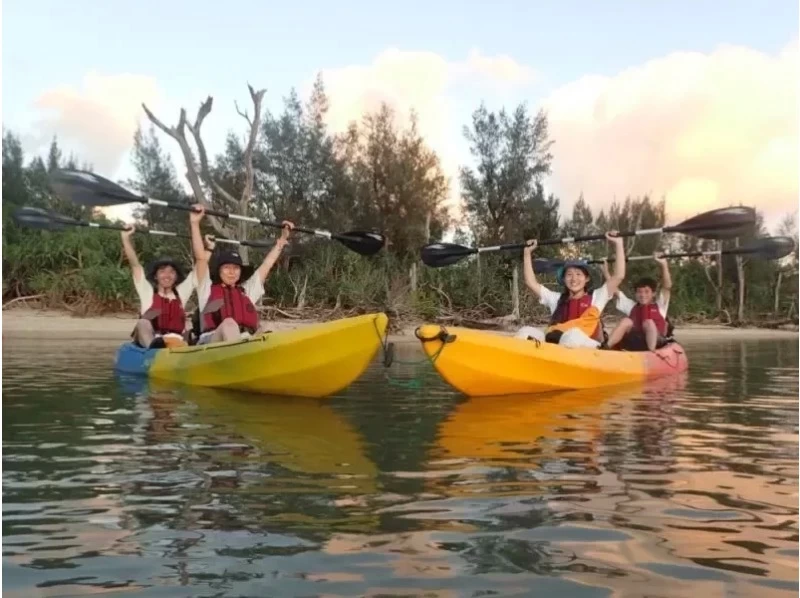 [Okinawa Prefecture, Ishigaki Island] Sunset Night Kayaking (SLR Photo Tour)の紹介画像