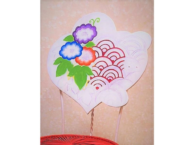 [Osaka Nishitengachaya Creative Atelier]: Experience painting Edo Komon patterns on a garden chair (can be taken home by car)の紹介画像