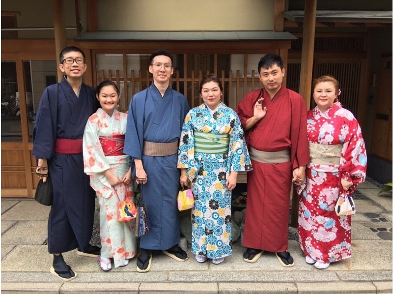 [Kyoto, Shijo Station] Kimono rental "Kimono experience (Yukata in summer!)" Walk around Kyoto in a kimono with a classic pattern! 7 minutes walk from Shijo/Karasuma Station (English support available)の紹介画像