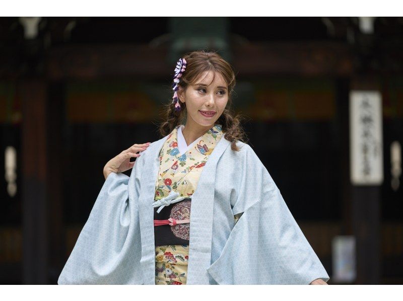 [Kyoto, Shijo Station] Walk around Kyoto in a rental kimono (Yukata in summer) with classic pattern!