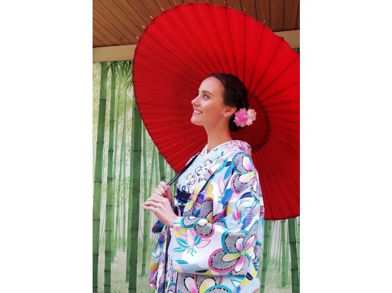 【교토·시조 오미야】크리스마스 캠페인★여기에서만 체험할 수 있다♪헤어 액세서리 붙여 마음껏‼ 기모노 대여 외출 코스の紹介画像