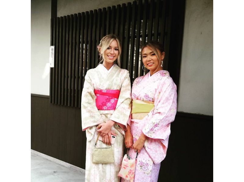 【京都・四条大宮】ここでしか体験できない♪ヘアーアクセサリーつけ放題‼着物レンタルお出かけコースの紹介画像