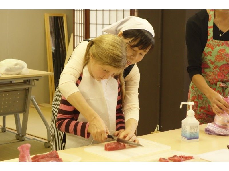 [東京-東京塔附近]壽司製作經驗和壽司午餐（ETR 070）清真OK，孩子們還可以の紹介画像