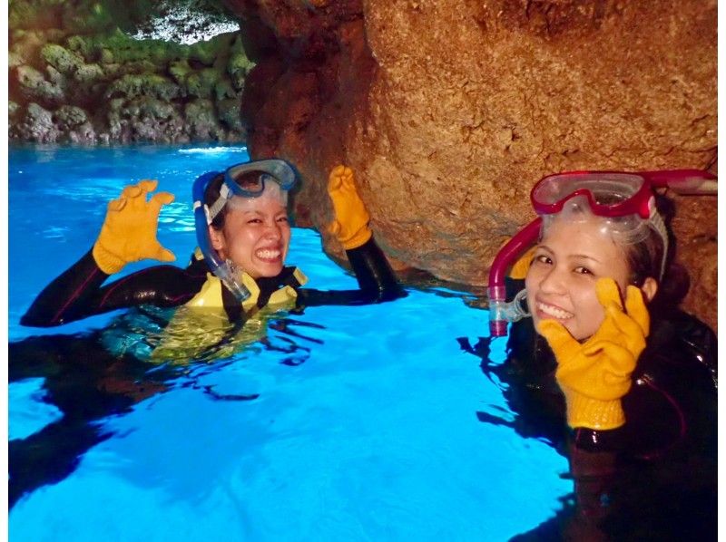 [Okinawa ・ Onna village] Guide monopoly! Blue Grotto Snorkeling! designated Parking Lot There is no waiting time because it is complete ★の紹介画像