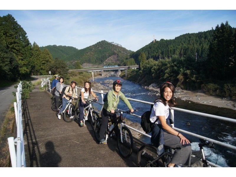 [Gifu ・ Gujo Hachiman] Nagaragawa Cycle Cruise ♪ 7 hours a dayの紹介画像