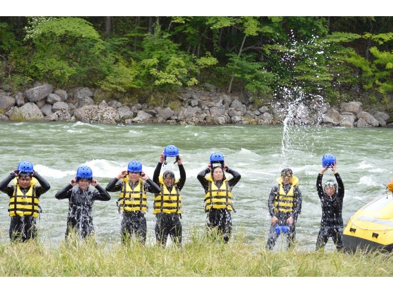 【群馬・みなかみ】【7/19以降のラフティング】シーズン本番！激流下り！！〈送迎無料〉の紹介画像