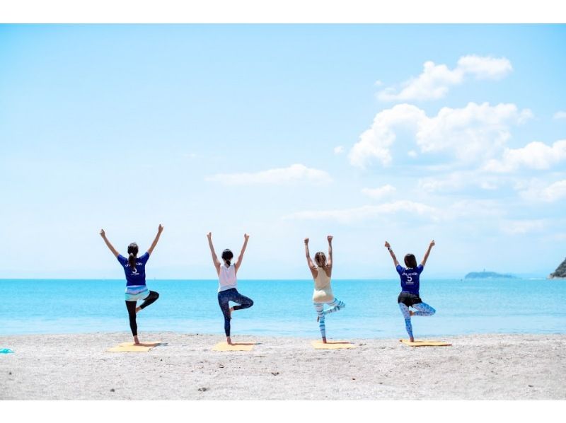 [Shonan/Zushi/Beach Yoga] Held 3 times a day! 60 minute yoga lesson that even beginners can enjoy★Free yoga mat and photo data giftの紹介画像