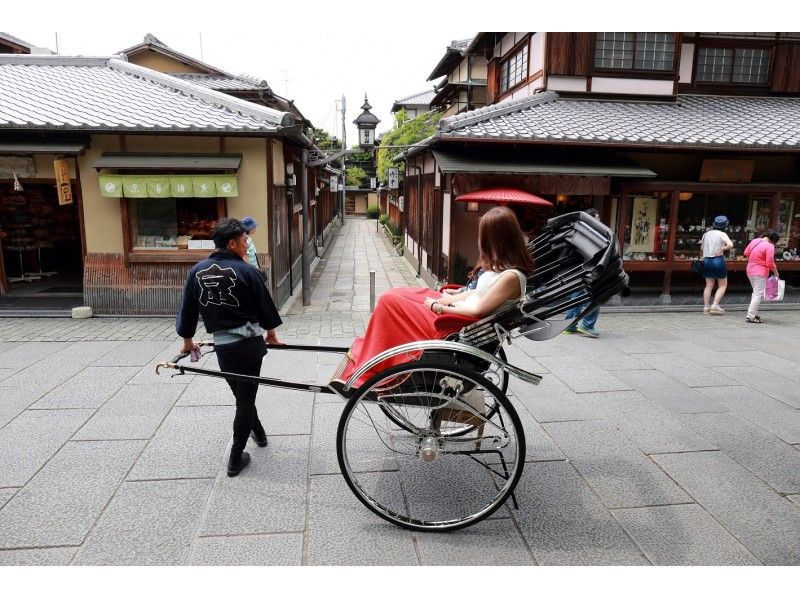 [京都/京都站]和服租賃帶和服體驗“人力車+著裝安排”，距京都站步行7分鐘（提供英語）の紹介画像