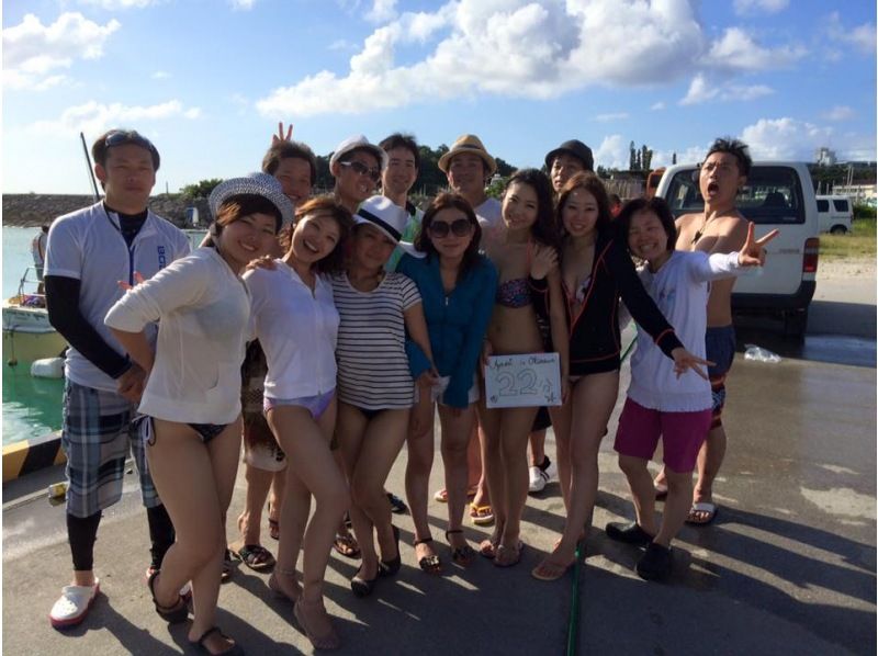 camera Rental free! Bare at the sea turtle! Diving(National designated park Kerama Islands course)の紹介画像