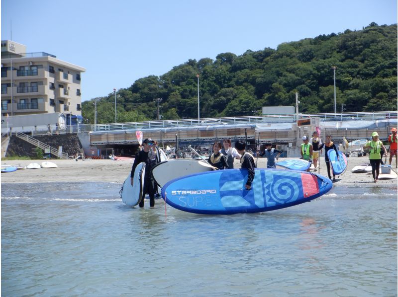 [神奈川·玲子：第一个SUP！在短时间内挑战SUP！ “Suspinal最低价¥3,500 SUP体验”の紹介画像