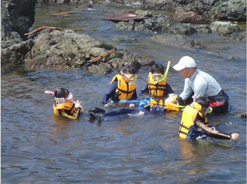 【沖縄県・石垣市】石垣島！国内最大のサンゴ礁、石西礁湖で半日でも安全で楽しい海遊びを！の紹介画像