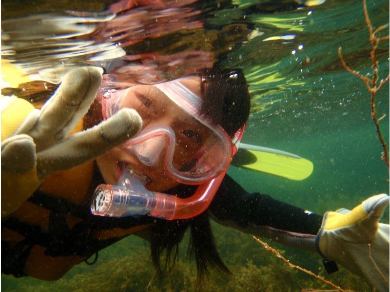 【沖縄県・石垣市】石垣島！国内最大のサンゴ礁、石西礁湖で半日でも安全で楽しい海遊びを！の紹介画像