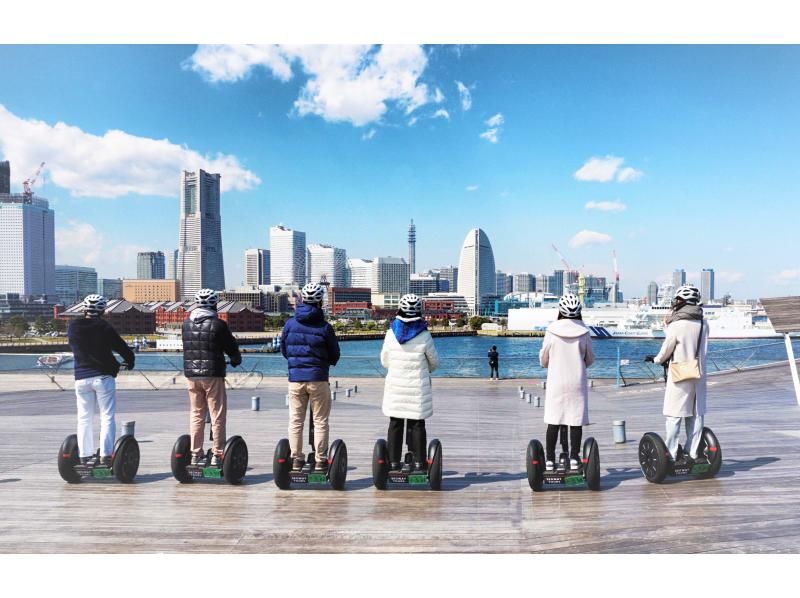 [Yokohama] Enjoy Yokohama's famous sights and cherry blossoms on a Segway! Tour the stylish cityscape, cherry blossom viewing, seaside breeze, and historical sites since the opening of Yokohama Port!の紹介画像