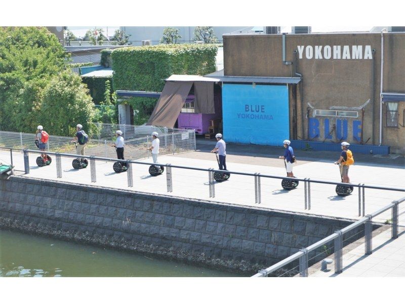 [Yokohama] Enjoy Yokohama's famous sights and cherry blossoms on a Segway! Tour the stylish cityscape, cherry blossom viewing, seaside breeze, and historical sites since the opening of Yokohama Port!の紹介画像