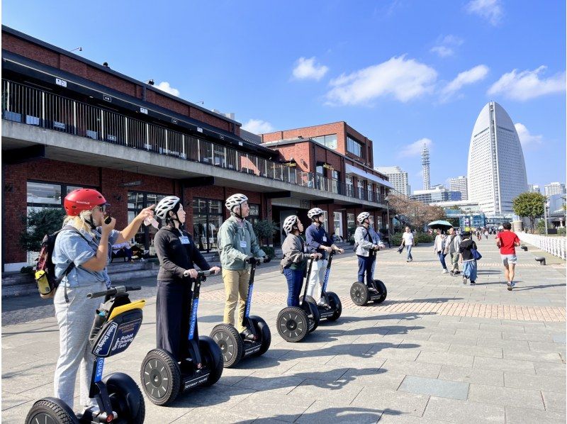 【横浜】セグウェイで横浜の名所や桜を満喫！おしゃれな街並み、海辺の潮風、横浜開港以来の史跡を巡ります！の紹介画像