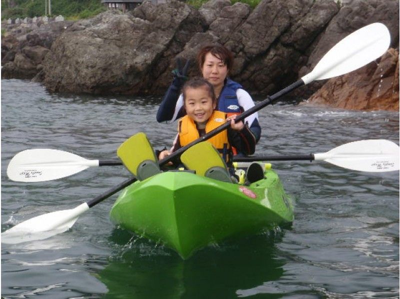 石垣島！国内最大のサンゴ礁、石西礁湖でカヤックとスノーケリングで満喫する安全で楽しい１日の海遊び！の紹介画像