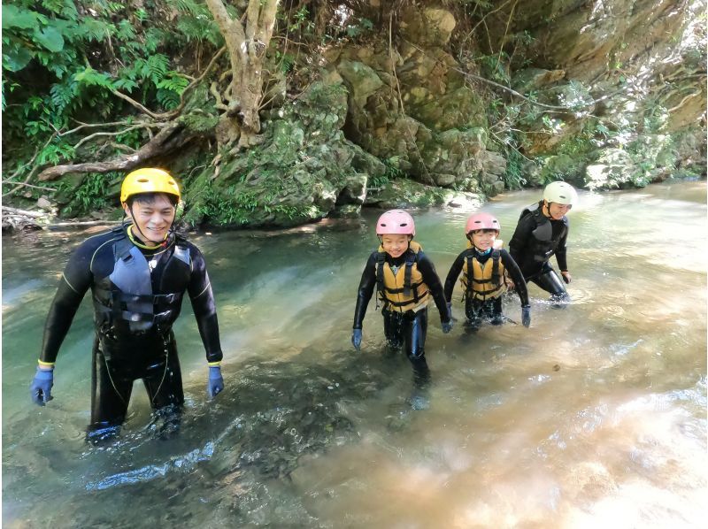 【1組貸し切り】ジュラシックワールドの世界、ジャングル冒険アドベンチャー（小学生向き）★写真・動画付き★の紹介画像